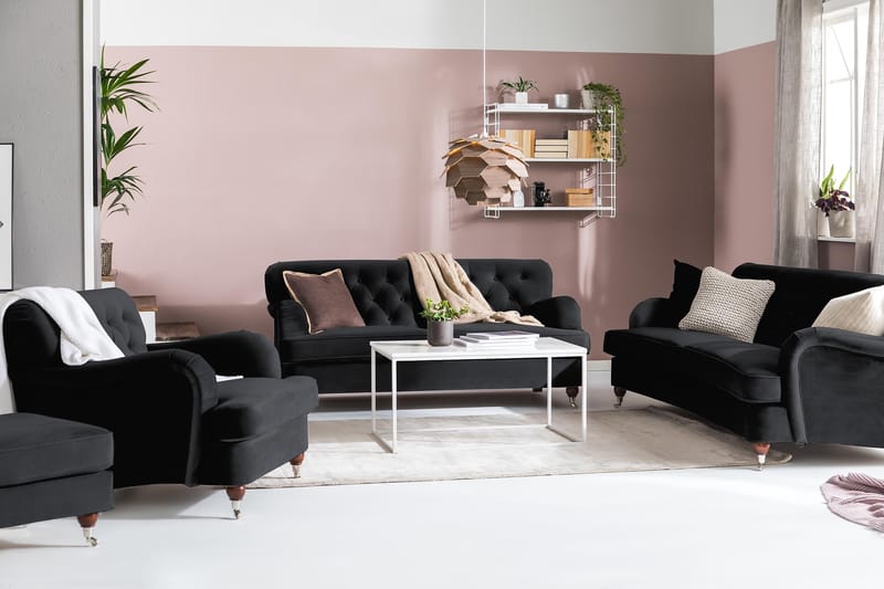 Howard Riviera 3-istuttava Kaareva Samettisohva - Musta - Huonekalut - Sohva - 3:n istuttava sohva