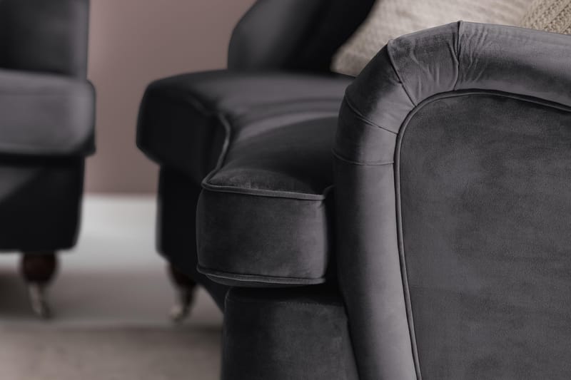 Howard Riviera 3-istuttava Kaareva Samettisohva - Tummanharmaa - Huonekalut - Sohva - 3:n istuttava sohva