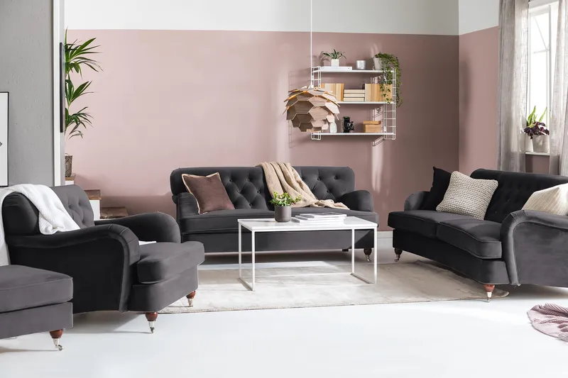 Howard Riviera 3-istuttava Kaareva Samettisohva - Tummanharmaa - Huonekalut - Sohva - 3:n istuttava sohva