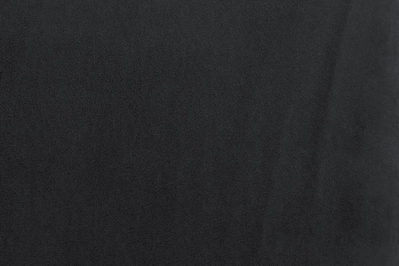 Howard Riviera 3-istuttava Samettisohva - Musta - Huonekalut - Sohva - 3:n istuttava sohva