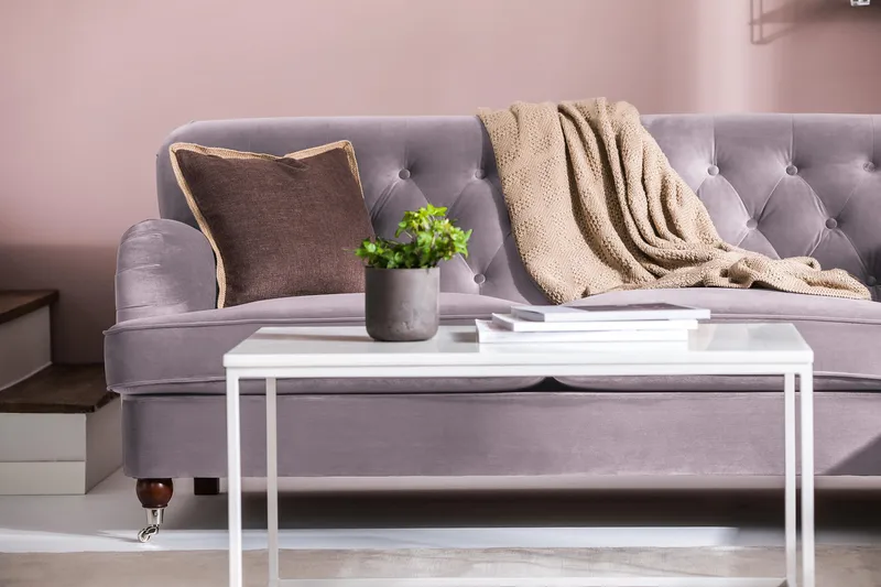 Howard Riviera 3-istuttava Samettisohva - Violetti - Huonekalut - Sohva - 3:n istuttava sohva