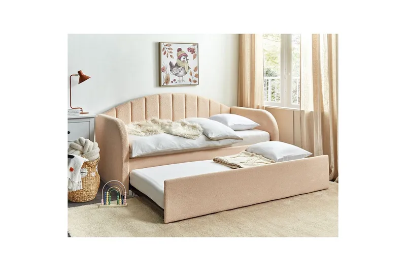 Dagbädd Beliani Eyburie med lamellram Beige, Bouclé Pink - Huonekalut - Sänky - Vierassänky & varavuode - Ulosvedettävä sänky