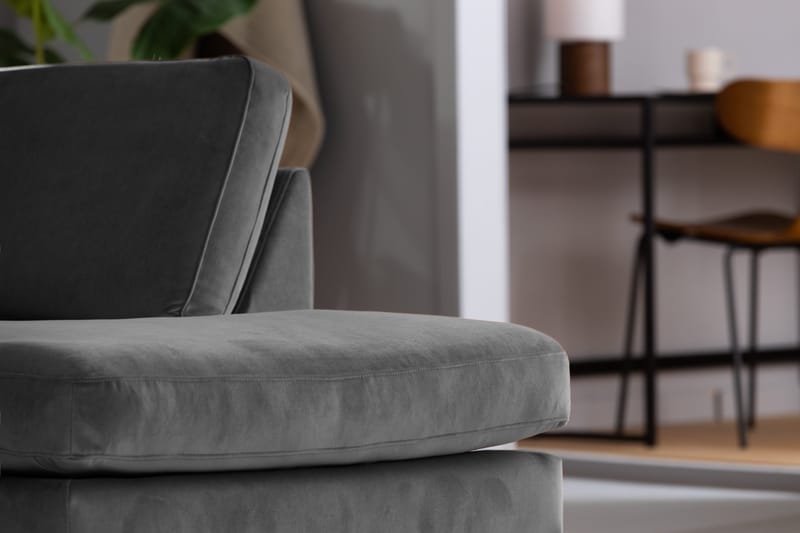 Samettisohva Elion 2,5:n ist avopäädyllä Oikea - Vaaleanharmaa - Huonekalut - Sohva - Divaanisohva - 2 istuttava sohva divaanilla