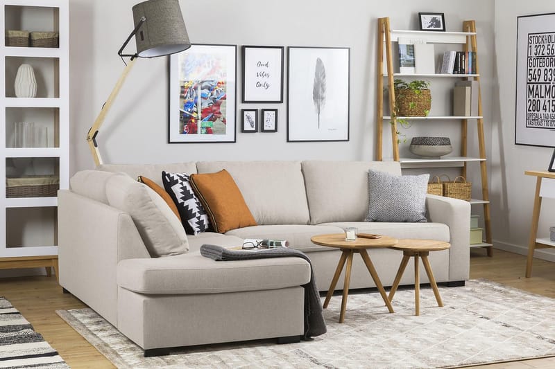 Crazy 3-istuttava Vasenkätinen L-muotoinen Divaanisohva Kankaalla - Beige - Huonekalut - Sohva - Divaanisohva - 3 istuttava sohva divaanilla