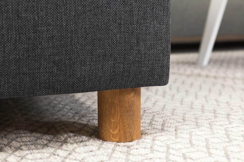 Crazy 4-istuttava Oikeakätinen L-muotoinen Divaanisohva Kankaalla - Tummanharmaa - Huonekalut - Sohva - Divaanisohva - 3 istuttava sohva divaanilla