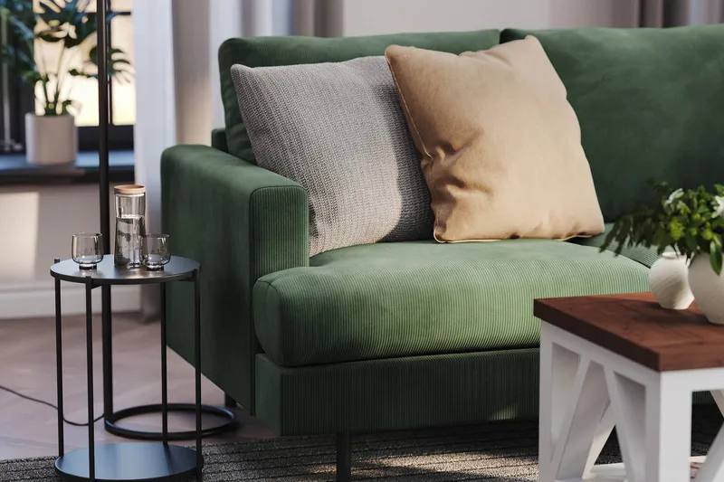 Menard Compact 3-istuttava Oikeakätinen L-muotoinen Divaanisohva Manchesterista - Vihreä - Huonekalut - Sohva - Divaanisohva - 3 istuttava sohva divaanilla