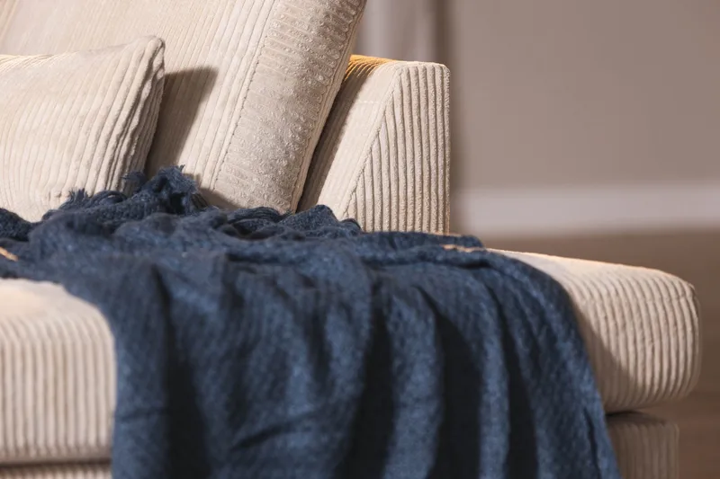 Copenhagen 4-istuttava Oikeakätinen L-muotoinen Divaanisohva Manchester-kankaalla - Beige - Huonekalut - Sohva - Divaanisohva - 4 istuttava sohva divaanilla