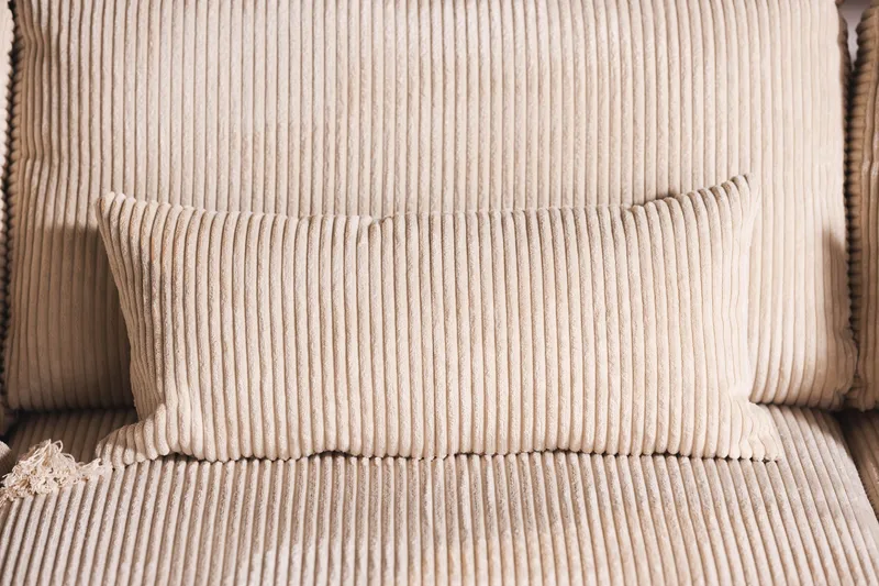 Copenhagen 4-istuttava Vasenkätinen L-muotoinen Divaanisohva Manchester-kankaalla - Beige - Huonekalut - Sohva - Divaanisohva - 4 istuttava sohva divaanilla