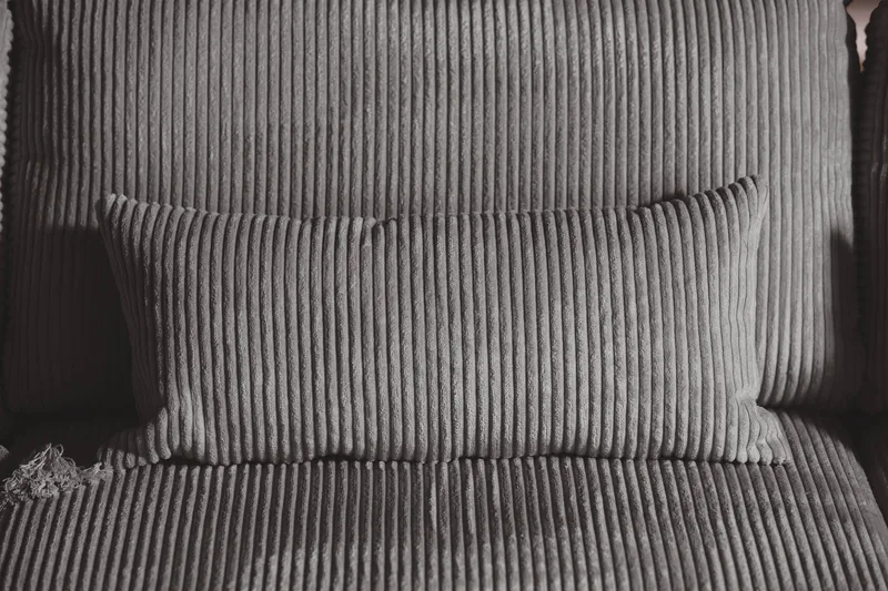 Copenhagen 4-istuttava Vasenkätinen L-muotoinen Divaanisohva Manchester-kankaalla - Tummanharmaa - Huonekalut - Sohva - Divaanisohva - 4 istuttava sohva divaanilla