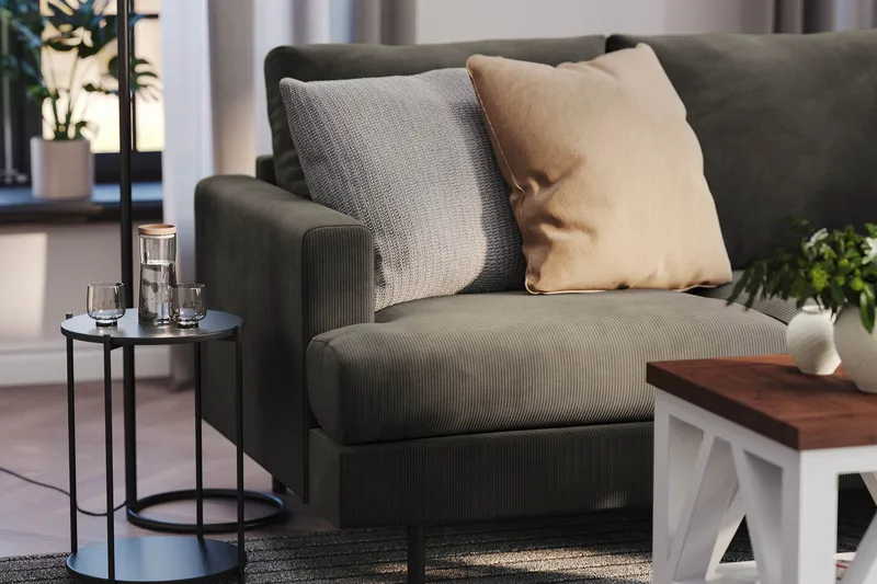 Menard Compact 4-istuttava Oikeakätinen L-muotoinen Divaanisohva Manchesterista - Tummanharmaa - Huonekalut - Sohva - Divaanisohva - 4 istuttava sohva divaanilla