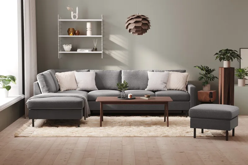 Peppe 4-istuttava Vasenkätinen L-muotoinen Leponojasohva Kankaalla - Vaaleanharmaa - Huonekalut - Sohva - Divaanisohva - 4 istuttava sohva divaanilla