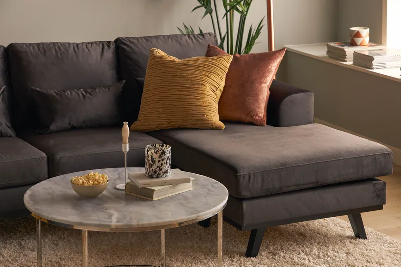 Copenhagen Compact 4-istuttava Vasenkätinen U-muotoinen Large Sohva Divaanilla ja Schäslongilla Sametilla - Tummanharmaa - Huonekalut - Sohva - Divaanisohva