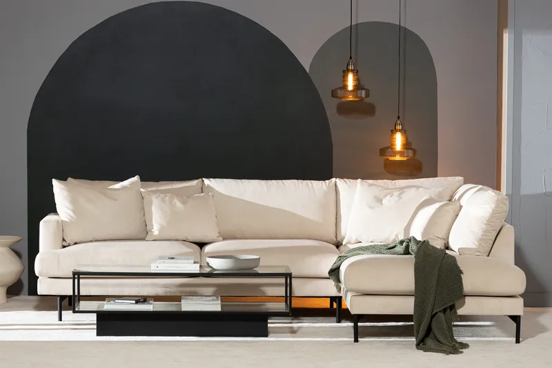 Menard 4-istuttava Oikeakätinen L-muotoinen Divaanisohva Manchester-kankaalla ja 2 Niskatyynyllä - Beige - Huonekalut - Sohva - Divaanisohva - 4 istuttava sohva divaanilla