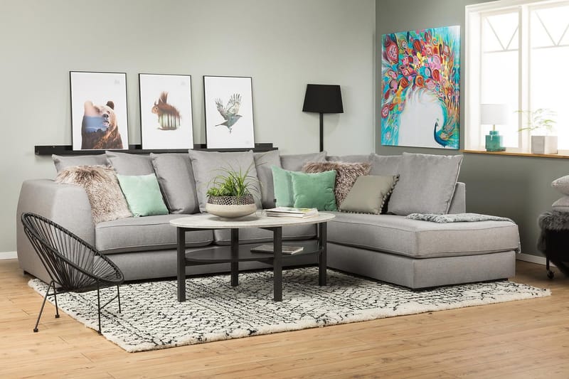 Optus 4-istuttava Oikeakätinen L-muotoinen Divaanisohva Kankaalla sis. Kirjekuorityynyt - Vaaleanharmaa - Huonekalut - Sohva - Divaanisohva - 3 istuttava sohva divaanilla