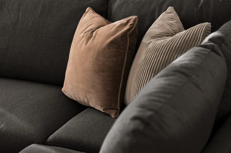 Trend 4-istuttava Oikeakätinen L-muotoinen Leponurkkasohva Kankaasta - Musta - Huonekalut - Sohva - Divaanisohva