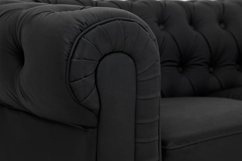 Chesterfield Lyx 3-istuttava syvä sohva keinonahkaa - Musta - Huonekalut - Sohva - Howard-sohvat