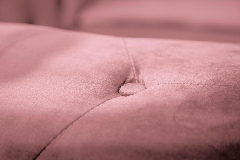 Chesterfield Lyx samettisohva 3-istuttava - Ruosteroosa - Huonekalut - Sohva - Howard-sohvat