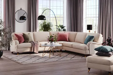Howard Lyx 6-istuttava Oikeakätinen L-muotoinen Kulmasohva Manchester - Beige - Huonekalut - Sohva - Howard-sohvat