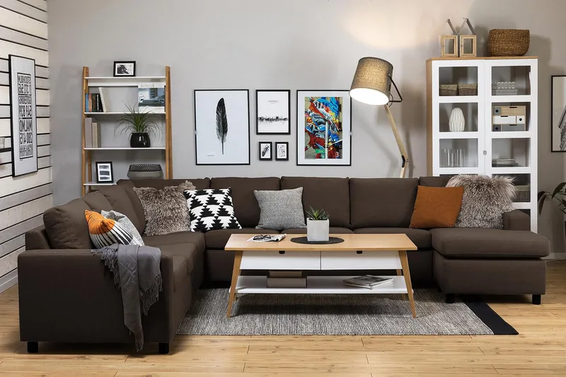 Crazy 7-istuttava Oikeakätinen U-muotoinen XX-Large Kulmasohva Divaanilla Kankaalla - Ruskea - Huonekalut - Sohva - Kulmasohva - Kulmadivaanisohva