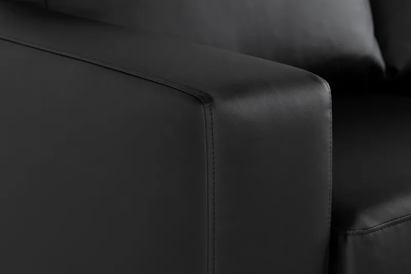 Crazy 7-istuttava Oikeakätinen U-muotoinen XX-Large Kulmasohva Divaanilla Keinonahkalla - Musta - Huonekalut - Sohva - Kulmasohva - Kulmadivaanisohva