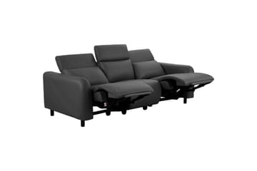 Recliner-sohva ilman kulmaa Loft24 3-istuttava sohva Loft24 Skaane, 2 sähköistä lepotuolia Harmaa Keinonahka - Huonekalut - Sohva - Mekanismisohva - 3 istuttava mekanismisohva