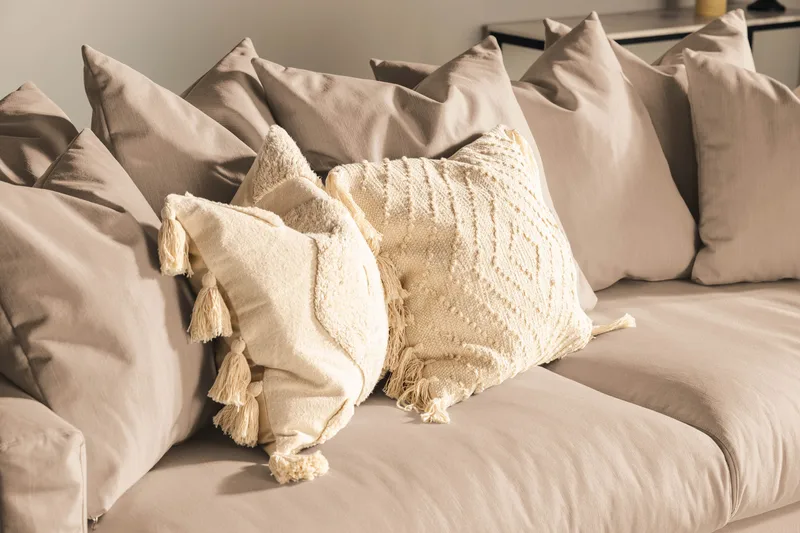 Menard 4-istuttava Syvä Kangassohva - Beige - Huonekalut - Sohva - 4:n istuttava sohva