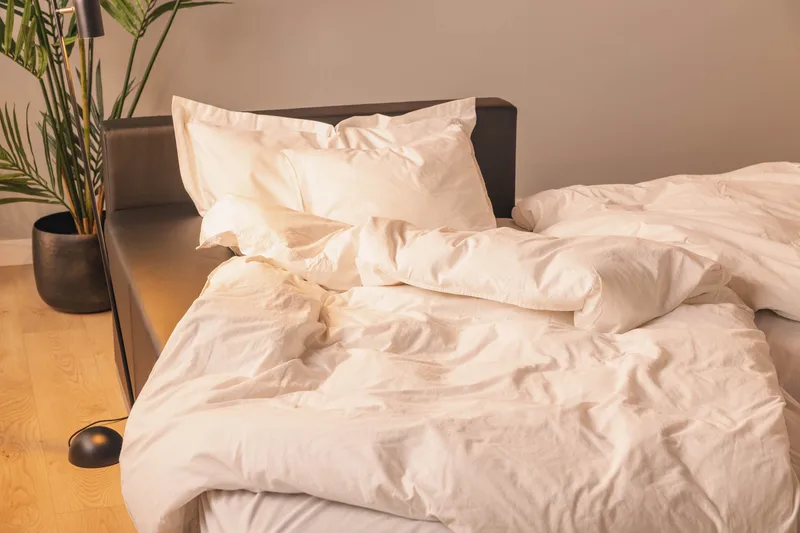 U-Vuodesohva Mojen Käännettävä Keinonahka - Musta/Tummanharmaa - Huonekalut - Sohva - Nahkasohva