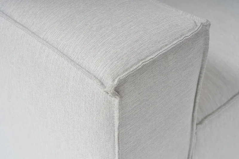 Redlands Sohva 2-istuttava - Vaaleanharmaa - Huonekalut - Sohva - 2:n istuttava sohva