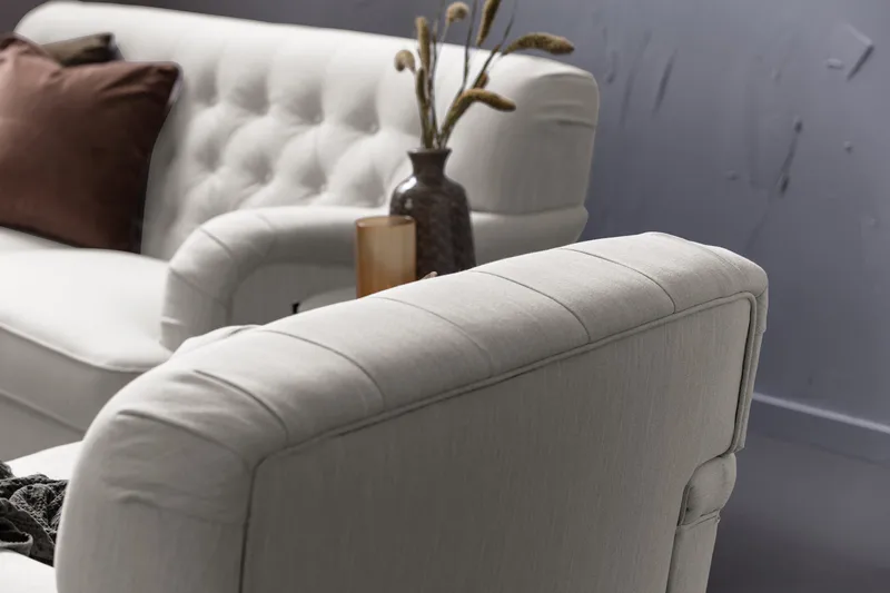 Howard Riviera Sohvaryhmä 3-istuttava + 2-istuttava Sohva + Nojatuoli + Rahi Kankaalla - Vaaleanharmaa - Huonekalut - Sohva - Sohvaryhmä - Howard-sohvaryhmä