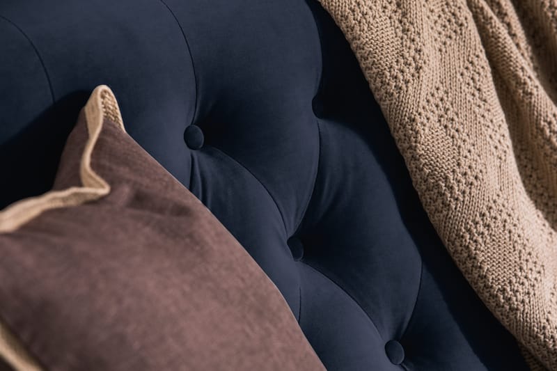 Howard Riviera Sohvaryhmä 3-istuttava + 2-istuttava Sohva + Nojatuoli + Rahi Sametilla - Sininen - Huonekalut - Sohva - Sohvaryhmä - Howard-sohvaryhmä