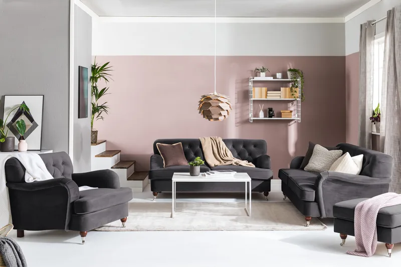 Howard Riviera Sohvaryhmä 3-istuttava + 2-istuttava Sohva + Nojatuoli + Rahi Sametilla - Tummanharmaa - Huonekalut - Sohva - Sohvaryhmä - Howard-sohvaryhmä