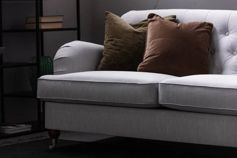 Howard Riviera Sohvaryhmä Kaareva 3-istuttava + 2-istuttava Sohva + Nojatuoli + Rahi Kankaalla - Harmaa - Huonekalut - Sohva - Sohvaryhmä - Howard-sohvaryhmä