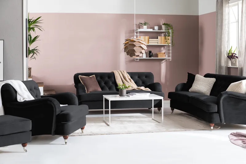 Howard Riviera Sohvaryhmä Kaareva 3-istuttava + 2-istuttava Sohva + Nojatuoli + Rahi Sametilla - Musta - Huonekalut - Sohva - Sohvaryhmä - Howard-sohvaryhmä