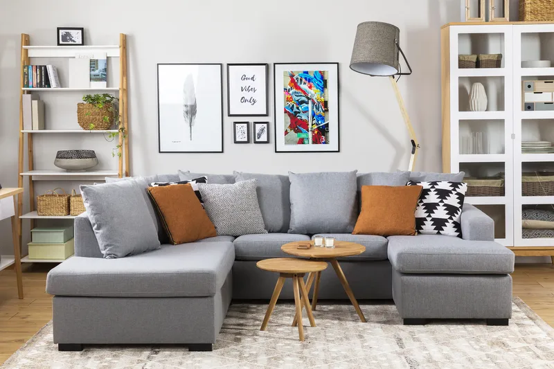 Crazy 4-istuttava Vasenkätinen U-muotoinen Small Sohva Divaanilla ja Schäslongilla Kankaalla sis. Kuorityynyt - Harmaa - Huonekalut - Sohva - U-Sohva