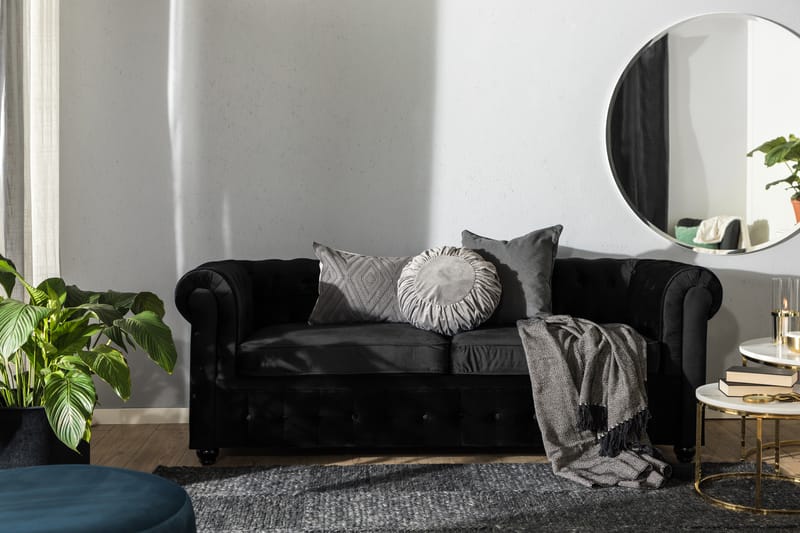 Chesterfield Lyx 3-istuttava Etupyöreä vuodesohva sametissa - Musta - Huonekalut - Sohva - Vuodesohva - 3 istuttava vuodesohva