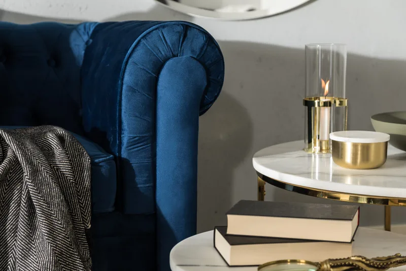 Chesterfield Lyx 3-istuttava samettisohva – Syvä sohva - Sininen - Huonekalut - Sohva - Vuodesohva - 3 istuttava vuodesohva