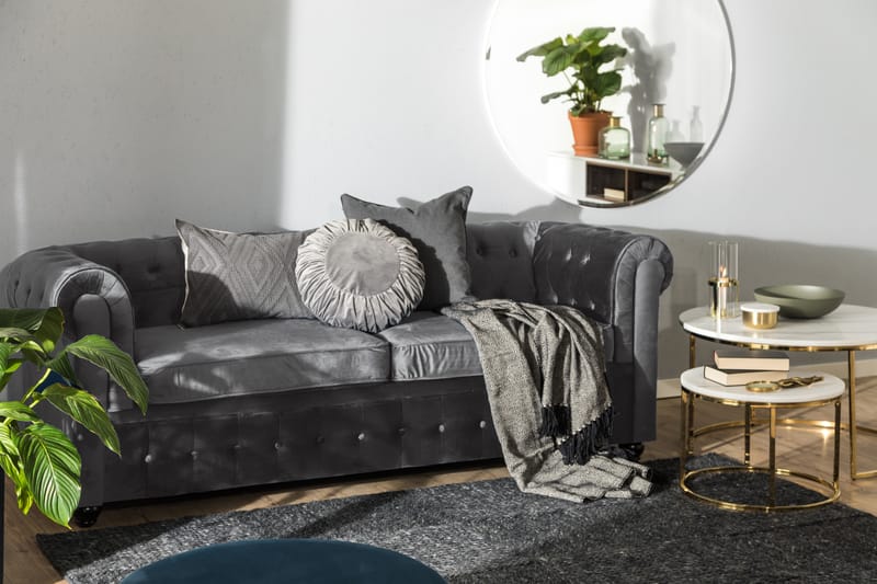 Chesterfield Deluxe 3-istuttava Etupyöreä vuodesohva sametissa - Tummanharmaa Sametti - Huonekalut - Sohva - Vuodesohva - 3 istuttava vuodesohva