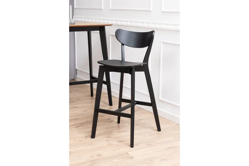 Baarijakkara Hallaci - Musta - Huonekalut - Tuoli & nojatuoli - Baarituoli