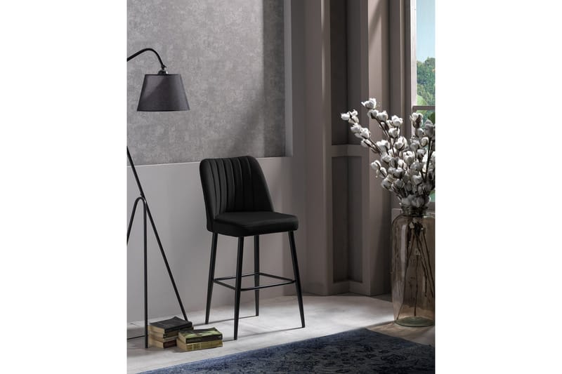 Hain Baarijakkara, undefined