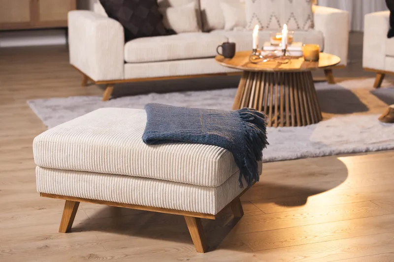 Copenhagen Rahi Manchester - Beige - Huonekalut - Tuoli & nojatuoli - Jakkara & jalkarahi - Rahi