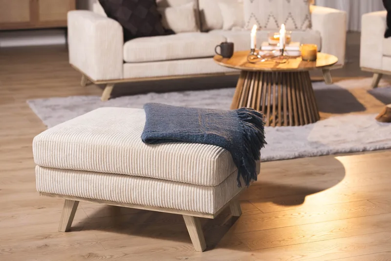 Copenhagen Rahi Manchester - Beige - Huonekalut - Tuoli & nojatuoli - Jakkara & jalkarahi - Rahi