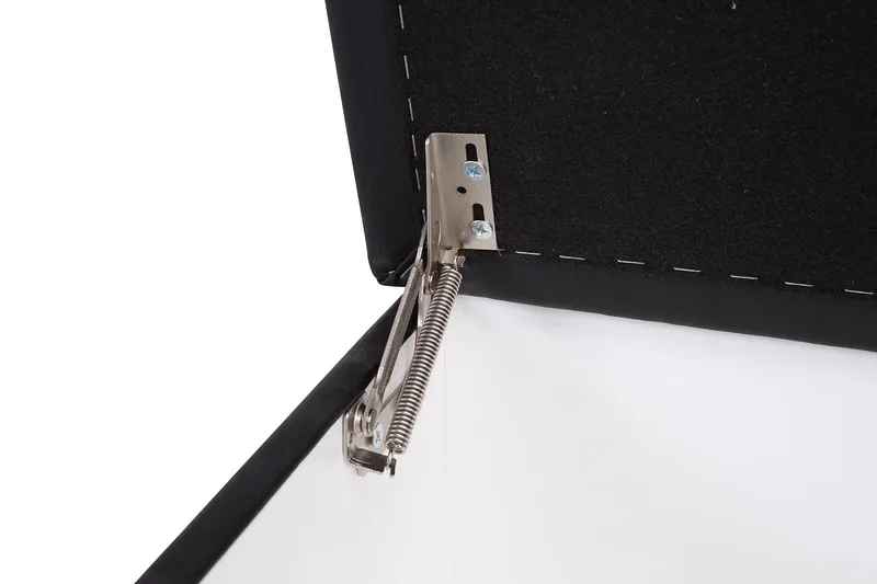 Jalkarahi Nevada säilytyksellä 120x50 - Musta Keinonahka - Huonekalut - Tuoli & nojatuoli - Jakkara & jalkarahi - Rahi