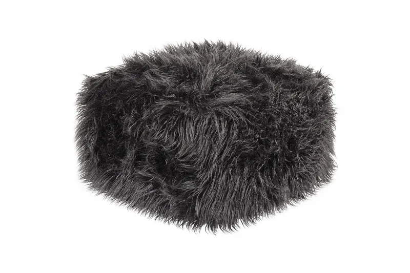 Rahi Mukki Musta, Musta