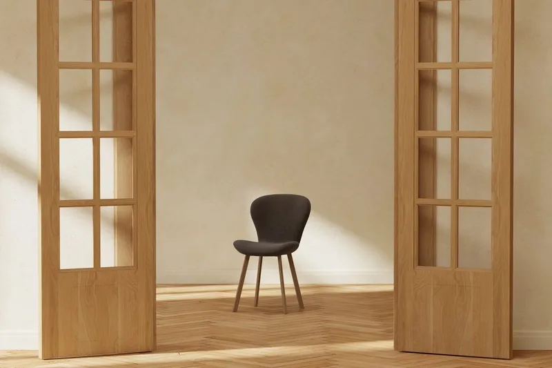 Lilja ruokatuoli, Ruskea