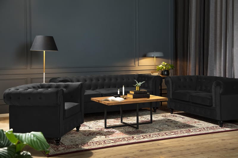 Chesterfield Lyx suuri mukava syvä samettinojatuoli – Nojatuoli olohuoneeseen - Musta - Huonekalut - Tuoli & nojatuoli - Nojatuoli & lepotuoli - Chesterfield-nojatuolit