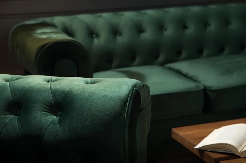 Chesterfield Lyx suuri mukava syvä samettinojatuoli – Nojatuoli olohuoneeseen - Tummanvihreä - Huonekalut - Tuoli & nojatuoli - Nojatuoli & lepotuoli - Chesterfield-nojatuolit
