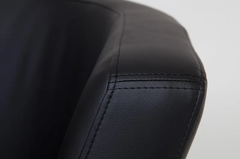 Klubituoli Polo Musta - PU - Huonekalut - Tuoli & nojatuoli - Nojatuoli & lepotuoli - Nahkainen nojatuoli