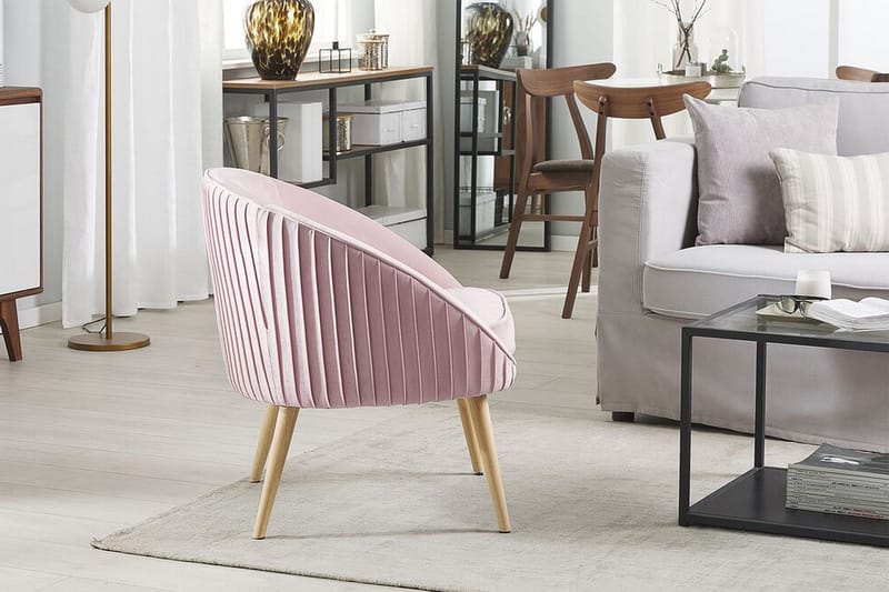 Samettinojatuoli Beatelund - Vaaleanpunainen - Huonekalut - Tuoli & nojatuoli - Nojatuoli & lepotuoli