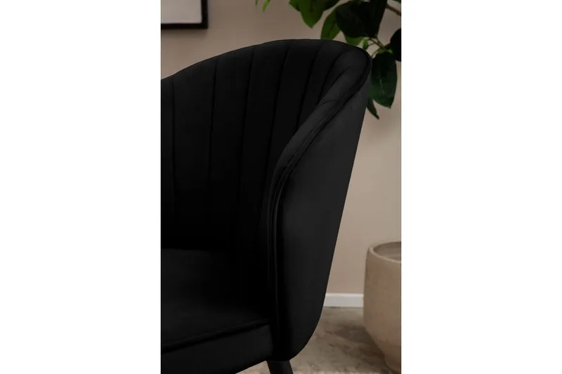 Ruokasalin tuoli Wohnling samettiverhoiltu metallijaloilla, moderni loft-tyyli Musta - Musta - Huonekalut - Tuoli & nojatuoli - Ruokapöydän tuolit