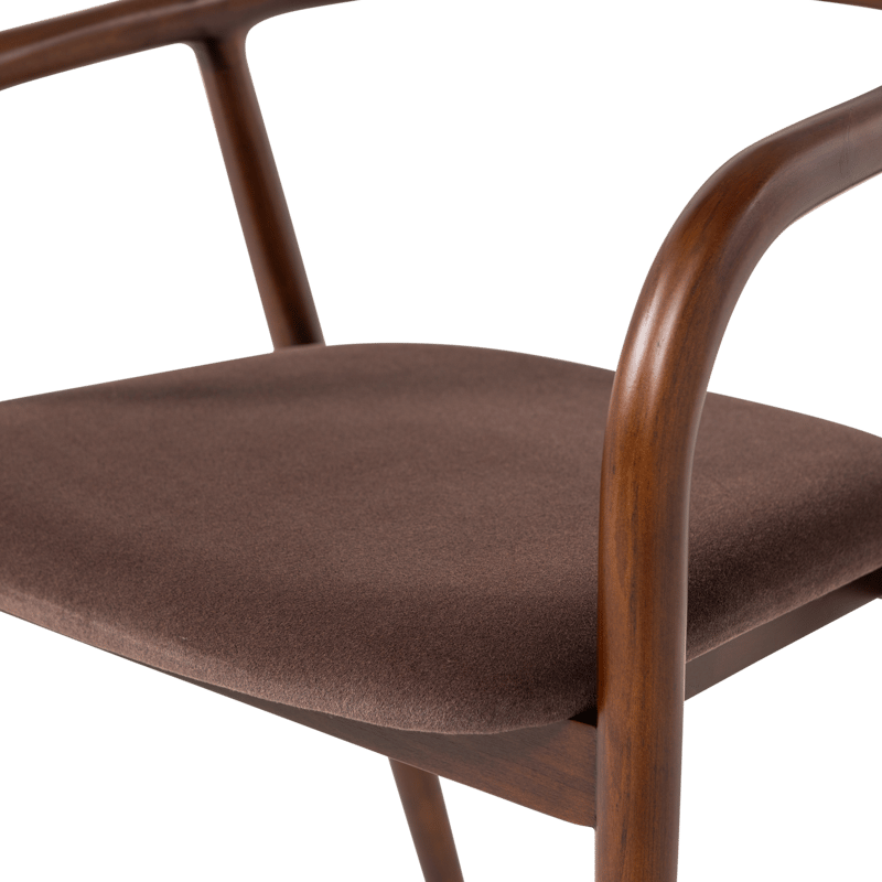 Ruokatuoli Bran käsinojilla - Ruskea - Huonekalut - Tuoli & nojatuoli - Ruokapöydän tuolit